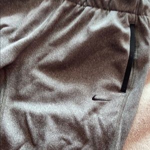 Nike thermafit sweatpants